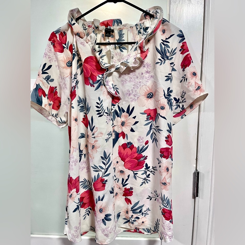 New with tags- Ann Taylor Floral Ruffle Blouse - Red and Pink